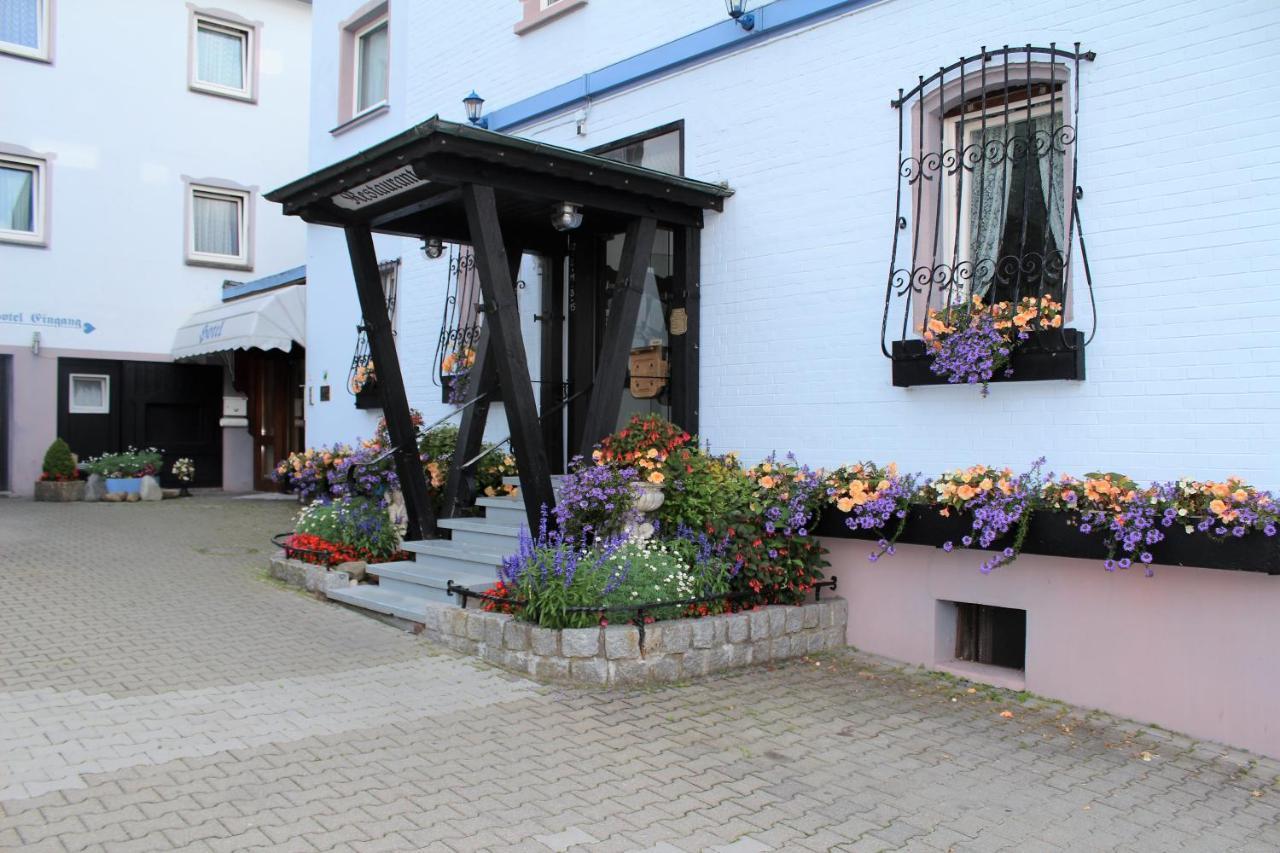 Hotel Restaurant Post Italia Albstadt Bagian luar foto